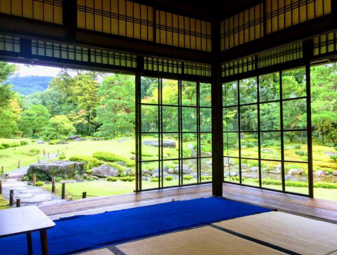 山縣有朋は庭園好きで知らやまがたありとも れ、京都の無鄰菴、東京の 椿山荘などを建設。 また岡崎・南禅寺付近に、 琵琶湖疏水を利用した別荘 庭園群が作られた。